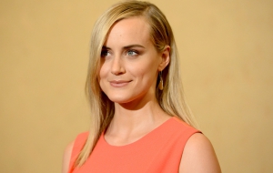 Taylor Schilling Pictures